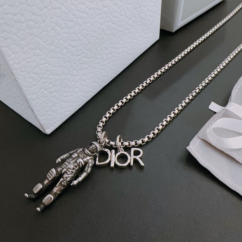 chr1st1an D10r necklaces